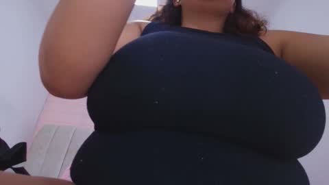 Snapshot of tinkerbell_1 chatting on December 2, 7:20 pm tinkerbell online show from December 2, 7:20 pm