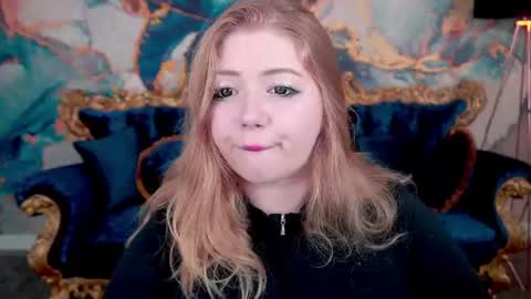 TinkerrBelll online show from July 26, 6:59 pm