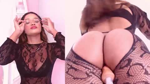 Snapshot of tinny_annie chatting on December 21, 11:23 pm Hey Im Annie online show from December 21, 11:23 pm