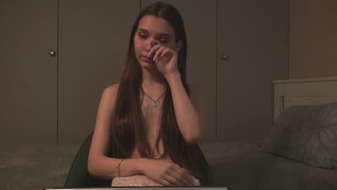 Sofia online show from February 17, 1:25 am