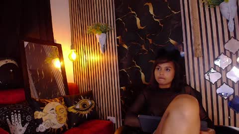 Snapshot of tiny_cherry chatting on April 2, 4:21 am Tiny online show from April 2, 4:21 am