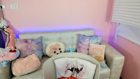 Snapshot of tiny_cora chatting on March 30, 4:41 pm tiny_cora online show from March 30, 4:41 pm