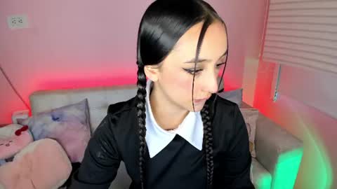 tiny_cora online show from July 12, 3:58 pm