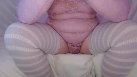 Snapshot of tiny_d chatting on July 12, 7:21 am tiny_d online show from July 12, 7:21 am