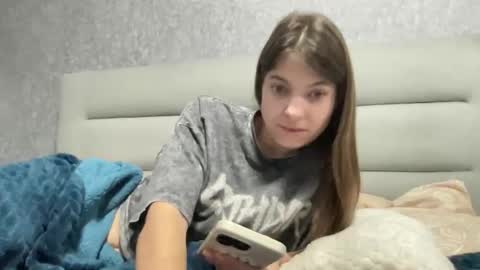 Gloria online show from November 17, 4:29 am