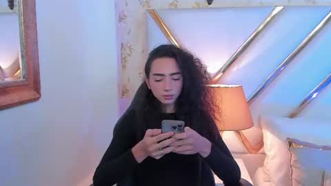 Snapshot of tiny_thomm chatting on July 26, 6:04 pm Thomm Independent Model online show from July 26, 6:04 pm