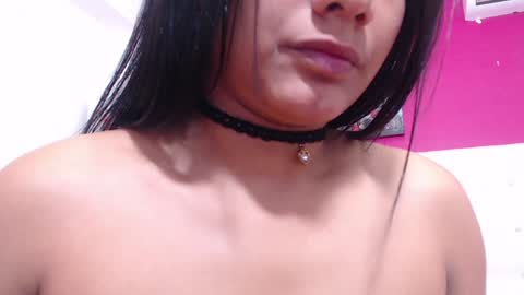 tiny_whore18 online show from December 26, 6:33 pm