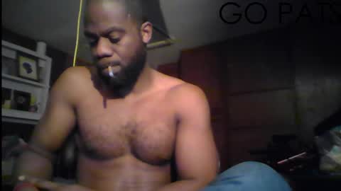 Snapshot of tinycock_1979 chatting on December 6, 3:08 am tinycock_1979 online show from December 6, 3:08 am