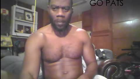 Snapshot of tinycock_1979 chatting on January 8, 10:27 pm tinycock_1979 online show from January 8, 10:27 pm