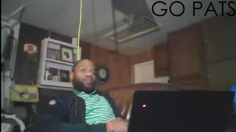 Snapshot of tinycock_1979 chatting on February 20, 1:03 am tinycock_1979 online show from February 20, 1:03 am