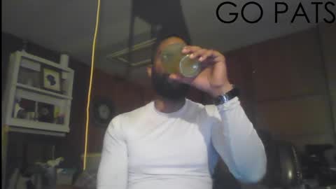 Snapshot of tinycock_1979 chatting on March 3, 2:26 am tinycock_1979 online show from March 3, 2:26 am