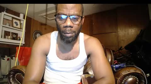 Snapshot of tinycock_1979 chatting on September 24, 5:22 am tinycock_1979 online show from September 24, 5:22 am