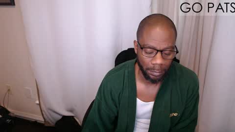 tinycock_1979 online show from May 1, 7:18 pm