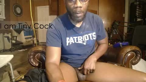 tinycock_1979 online show from May 18, 12:55 pm