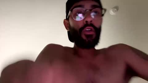 tinycockdaddyyy online show from December 6, 7:56 pm