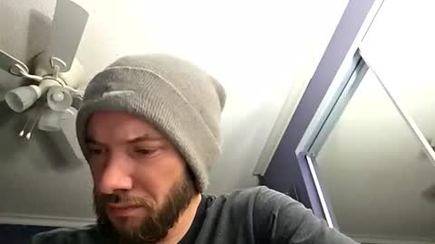 Snapshot of tinyguynicecock chatting on March 27, 9:42 am tinyguynicecock online show from March 27, 9:42 am