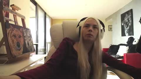 stage Kylie Sinner  brand CLITBAIT online show from September 26, 7:18 pm