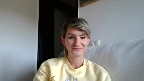 Luna My FREE Of  online show from October 9, 3:32 pm