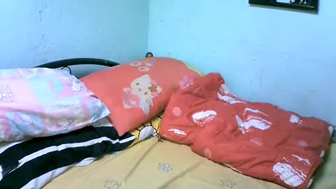 tinypussy_xx online show from February 19, 11:25 pm