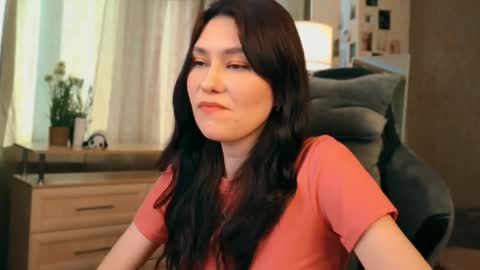 Snapshot of tinystarlight chatting on April 16, 1:34 pm Polly online show from April 16, 1:34 pm