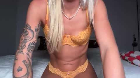tinytayy online show from June 5, 4:30 am