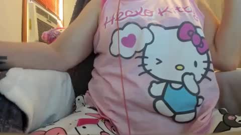 Snapshot of tinytina0069 chatting on November 17, 5:30 pm tinytina0069 online show from November 17, 5:30 pm