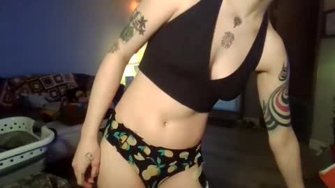 tinytitties online show from December 22, 8:28 pm