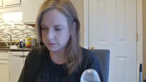 tinywithtiddies online show from November 18, 1:26 pm