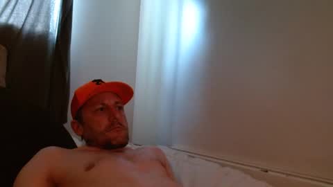 Snapshot of tipat35 chatting on September 19, 1:45 pm tipat35 online show from September 19, 1:45 pm