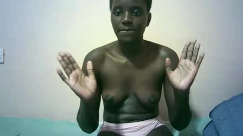 Snapshot of tishah chatting on October 18, 6:58 am Roshan online show from October 18, 6:58 am