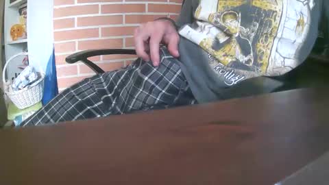 Snapshot of tisis80 chatting on October 13, 8:03 am tisis80 online show from October 13, 8:03 am