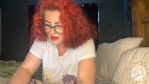 titaniarose online show from March 11, 10:09 pm