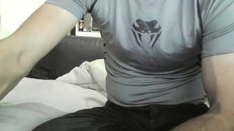 Snapshot of titfred54380 chatting on May 27, 8:50 pm frederic online show from May 27, 8:50 pm