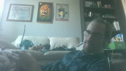 titlovercums online show from January 8, 6:21 pm