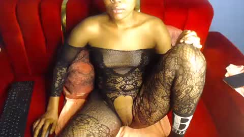 titslady4 online show from July 20, 9:17 pm