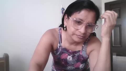 Ester online show from December 2, 3:36 pm