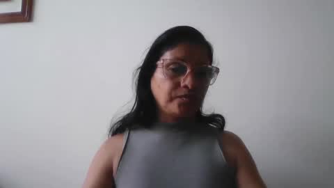 Ester online show from December 27, 1:50 pm