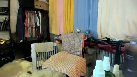 liebe es mich nackt vor der cam zu zeigen online show from January 20, 6:31 am