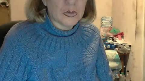 tittylina online show from December 9, 1:40 am