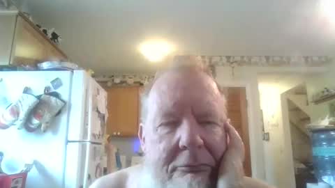 Snapshot of tiusflow chatting on October 30, 2:29 pm tiusflow online show from October 30, 2:29 pm