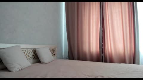 Snapshot of tixxxy chatting on October 1, 9:26 am Maria online show from October 1, 9:26 am