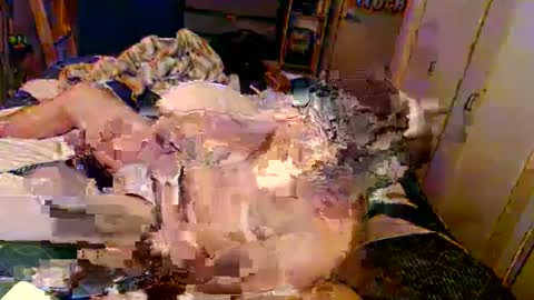 Snapshot of tj_seattle chatting on February 10, 6:42 am TJ Seattle online show from February 10, 6:42 am