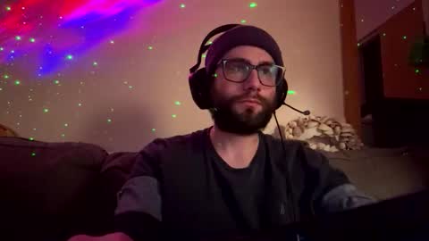 tkerrick28 online show from February 14, 2:08 am