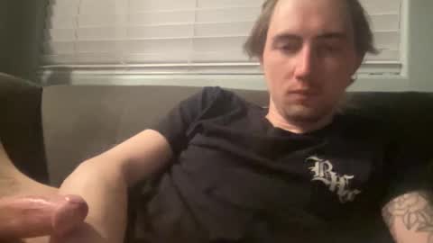 Snapshot of tlayne410 chatting on March 6, 7:03 am tlayne410 online show from March 6, 7:03 am