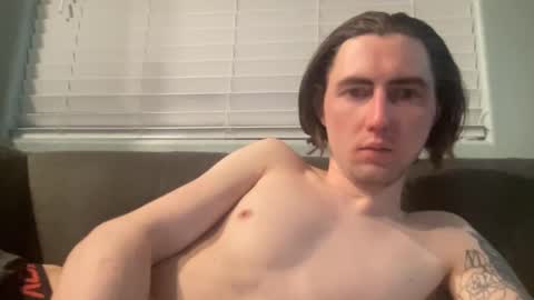 Snapshot of tlayne410 chatting on March 11, 8:30 am tlayne410 online show from March 11, 8:30 am