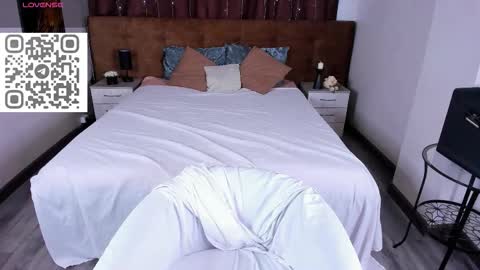 2 GMT Mo Tu We Th Fr 10am-4am online show from October 6, 11:13 pm