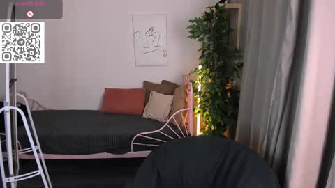 2 GMT Mo Tu We Th Fr 10am-4am online show from November 7, 10:21 pm