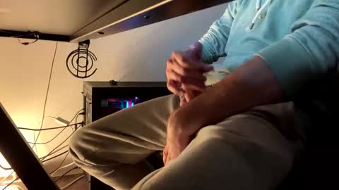 Jan5676 online show from October 24, 10:06 pm