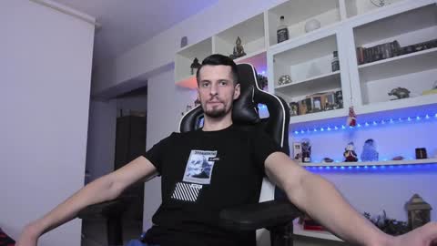 Snapshot of toddclaytonn chatting on December 30, 5:13 pm Todd online show from December 30, 5:13 pm