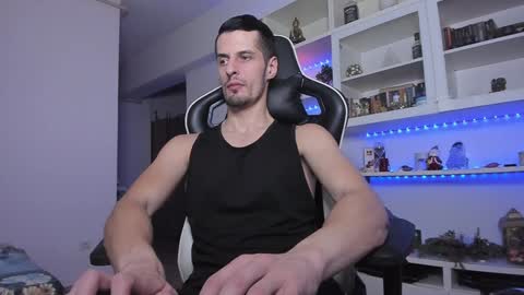 Snapshot of toddclaytonn chatting on January 13, 2:07 am Todd online show from January 13, 2:07 am